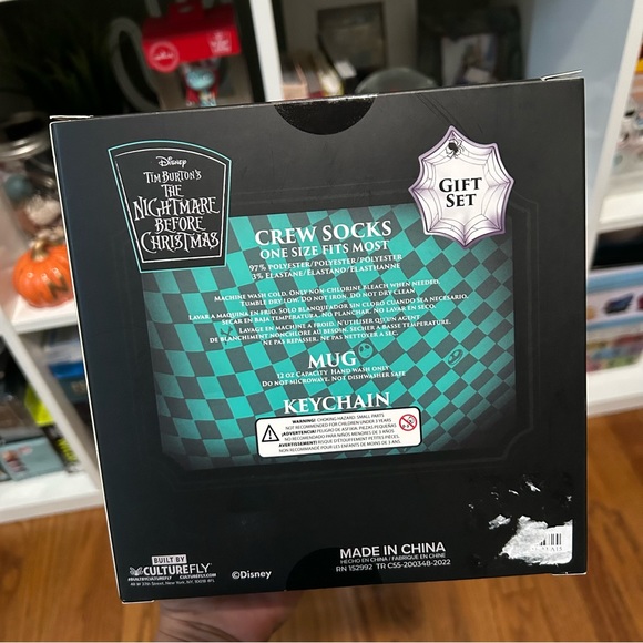 The Nightmare Before Christmas Gift Set - Picture 5 of 5